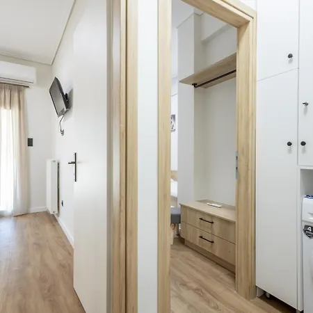 Modern Acropolis 2 Bedroom Steps From History Apartment *