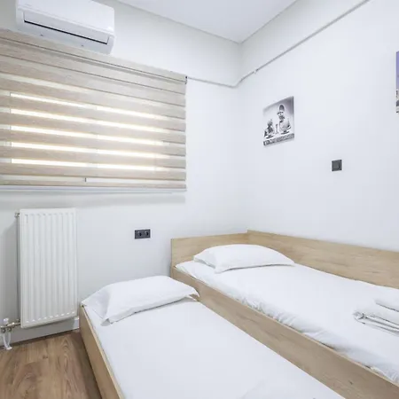 Modern Acropolis 2 Bedroom Steps From History Apartment