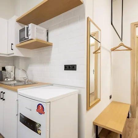Apartment Modern Acropolis 2 Bedroom Steps From History